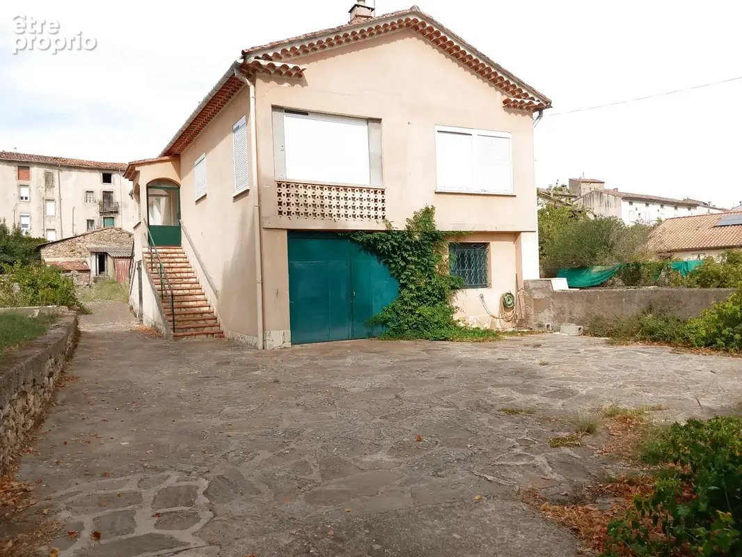 Maison individuelle avec grand jardin et grand garage. - photo 14