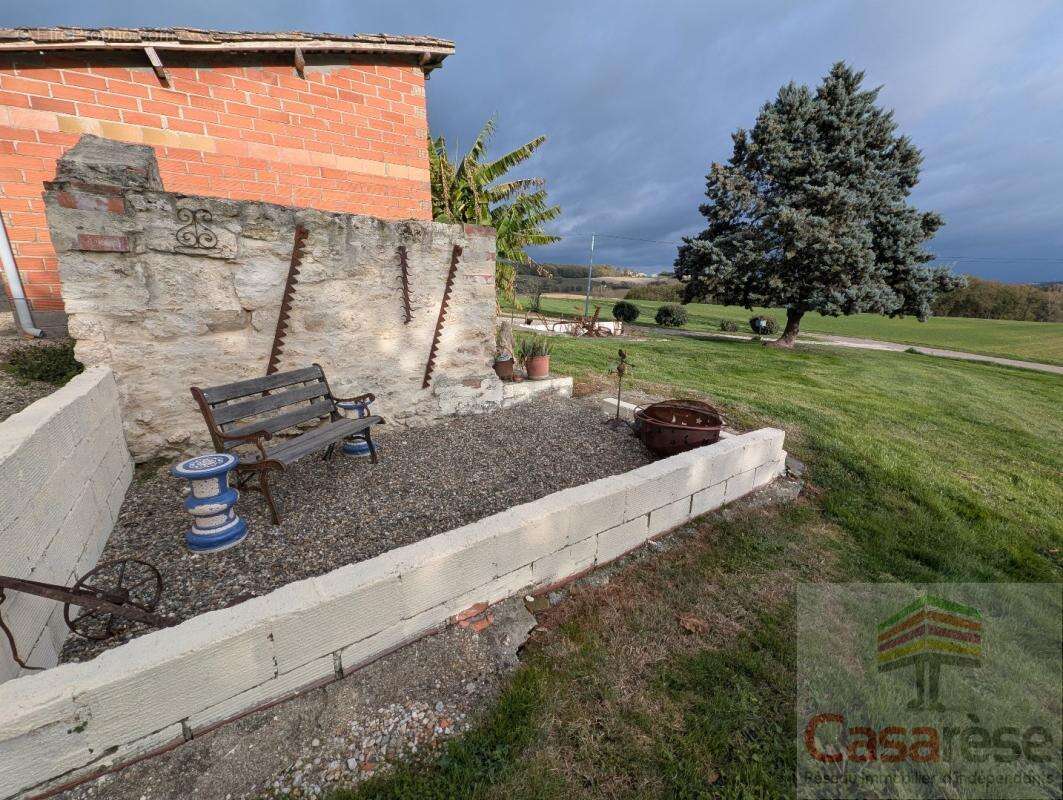 Maison à CASTELNAU-MONTRATIER