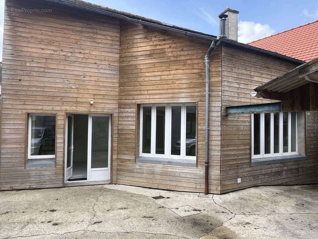 Maison à NEUVILLE-SOUS-MONTREUIL