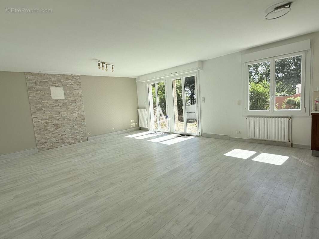 Maison familiale lumineuse avec grand jardin  Emplacement privilégié à Quimperlé - photo 4
