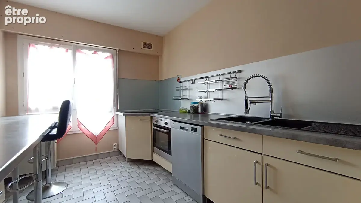 Appartement renove ascenseur et 3 chambres - photo 2