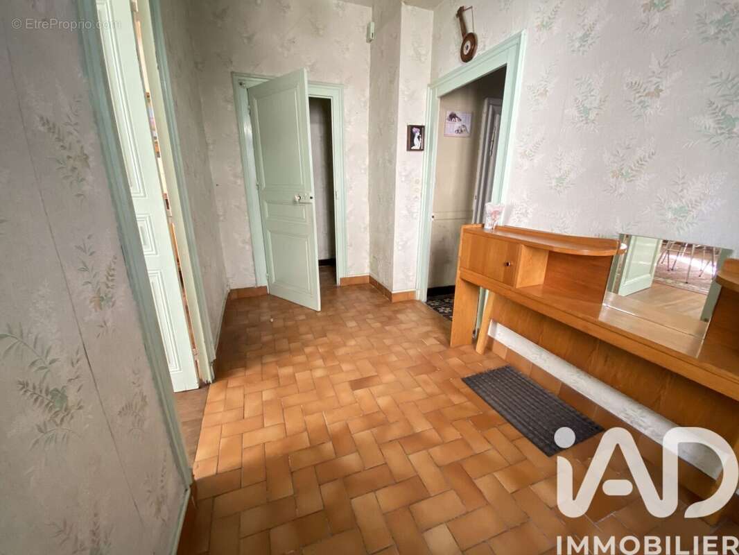 Photo 2 - Maison à BEAULIEU-LES-LOCHES