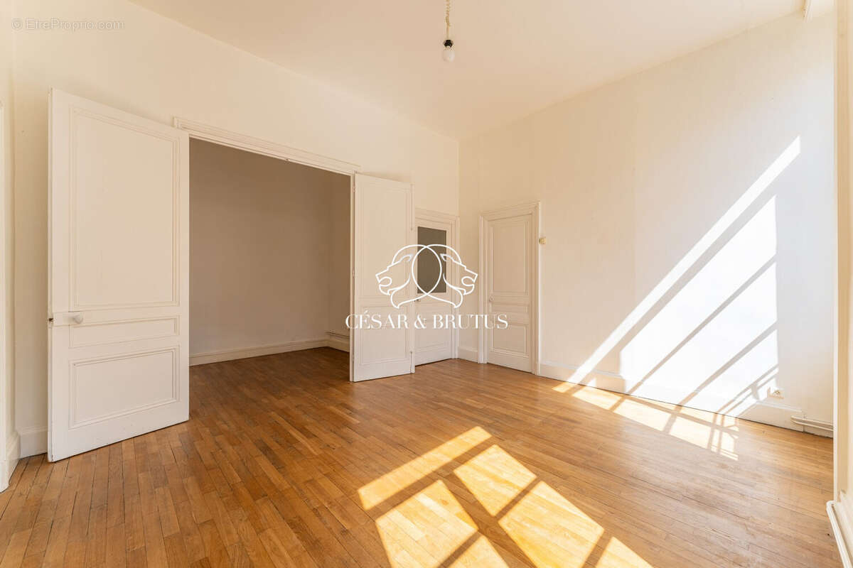 Appartement à LYON-1E
