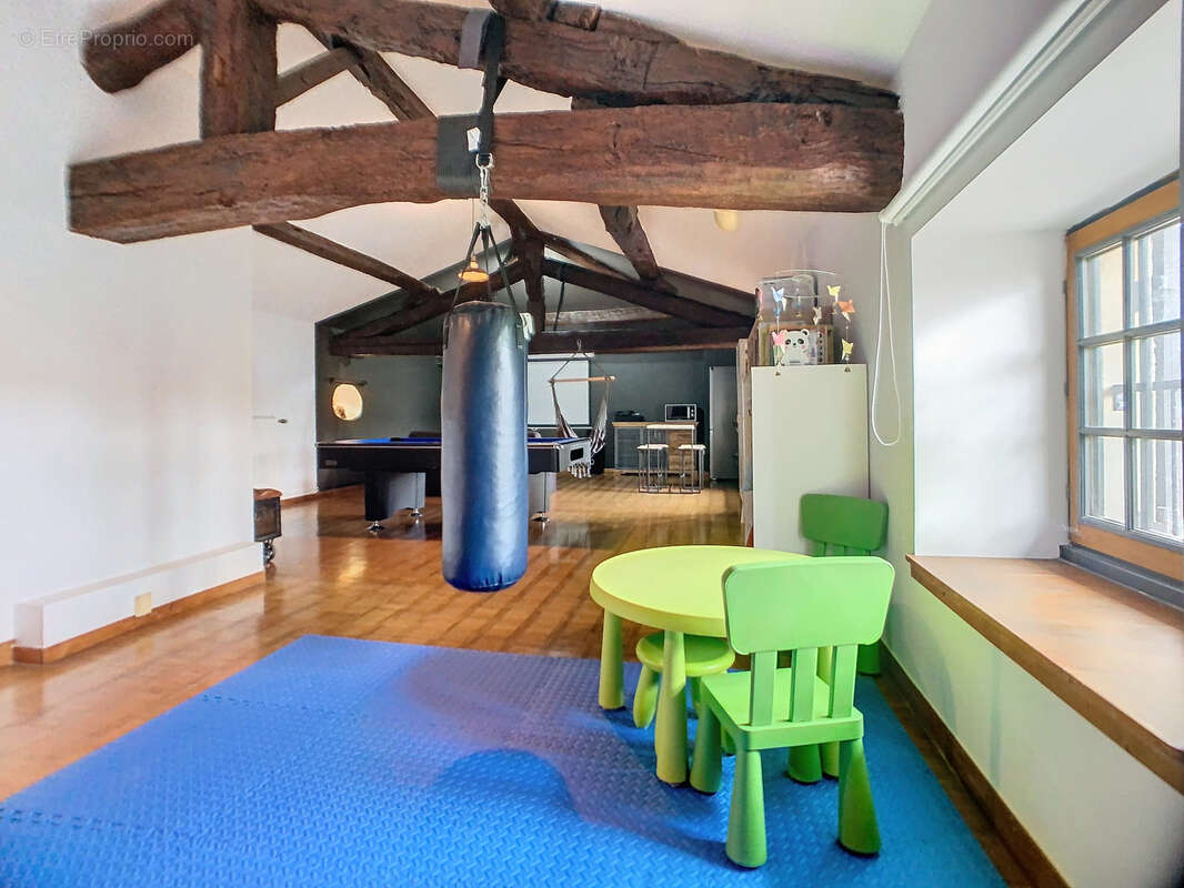 Maison à CHASSE-SUR-RHONE