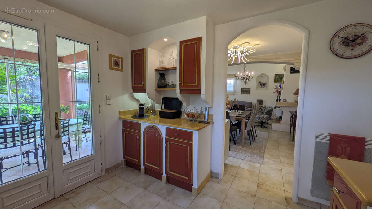 Maison à FREJUS