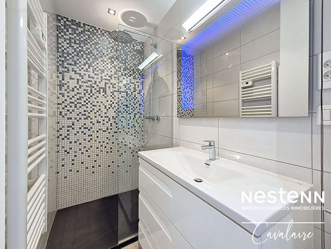 Appartement à COGOLIN