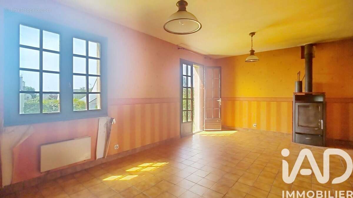 Photo 3 - Maison à POULDREUZIC