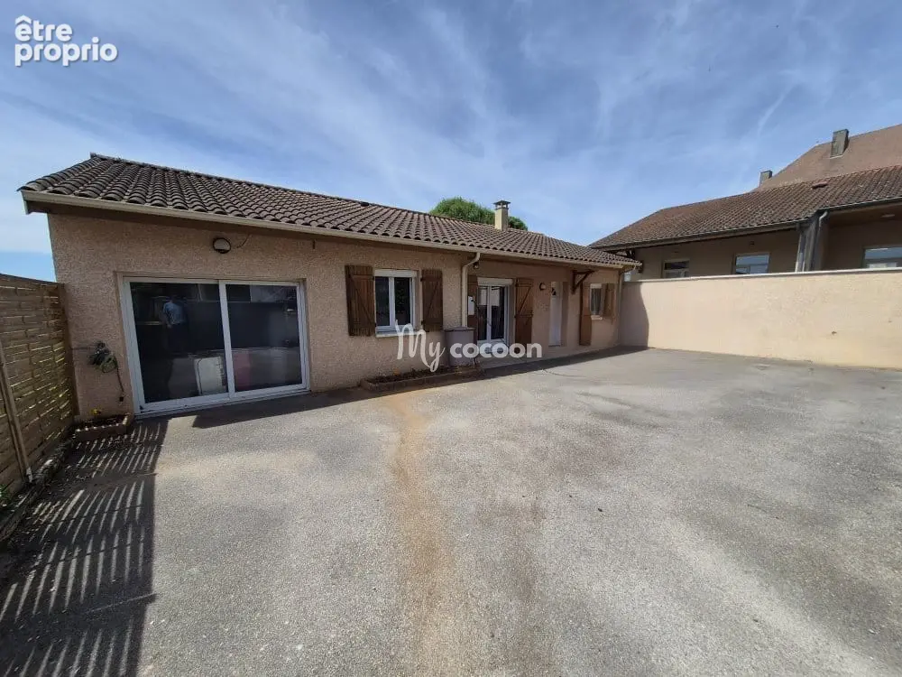 Maison à SAINTE-JULIE