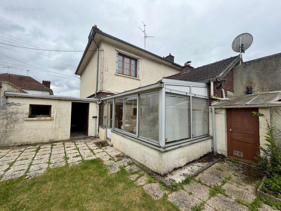 Maison à TERGNIER