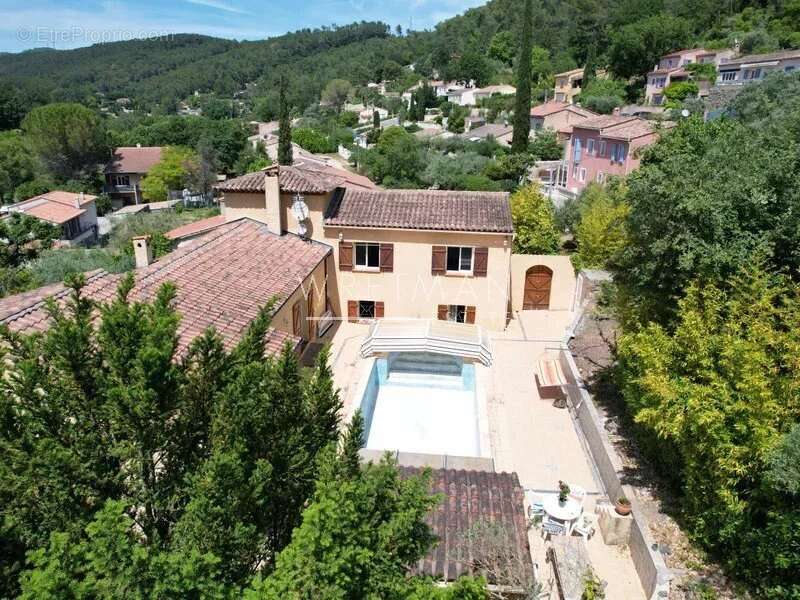 Maison à LE LUC