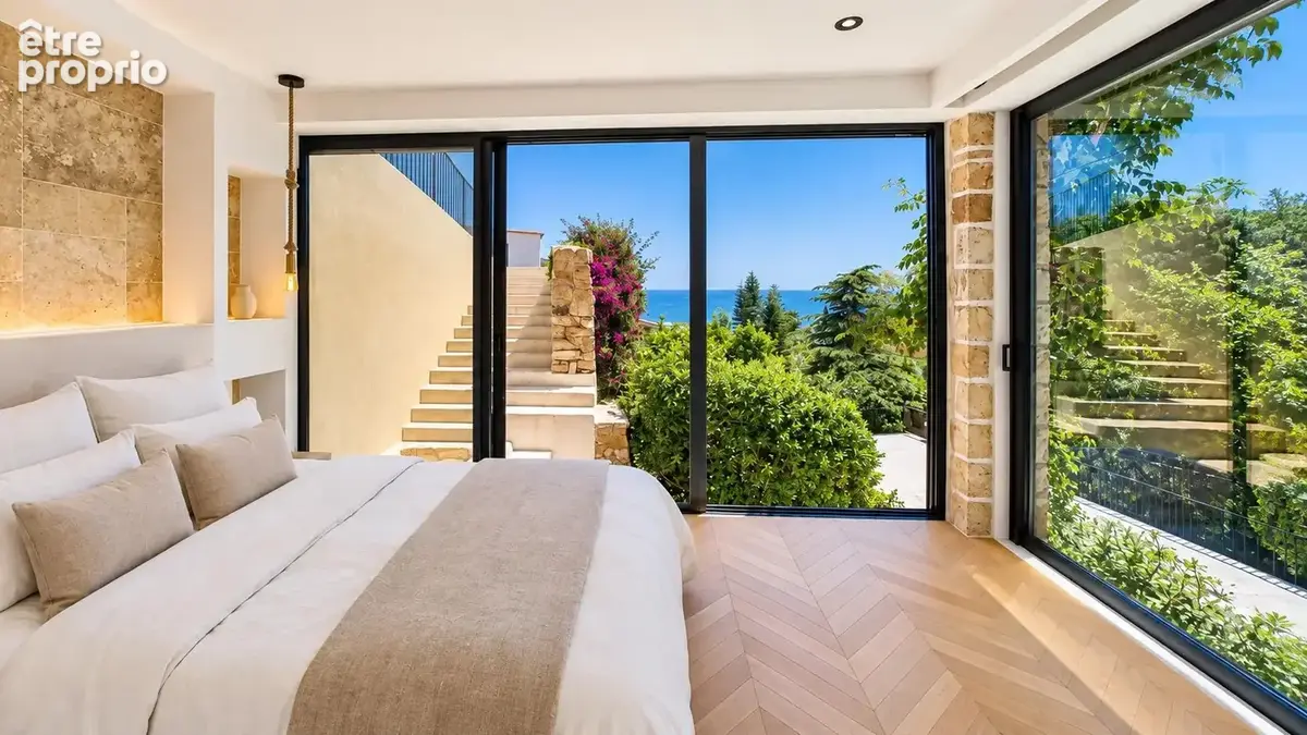 Golfe-juan – proche super cannes  villa 200 m² – vue mer – piscine - photo 10