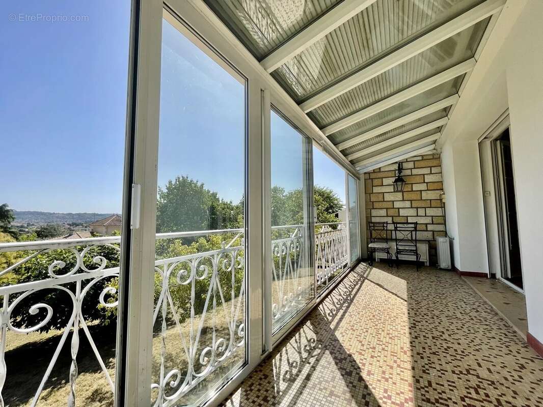 Maison sur les hauteurs de Villeneuve sur lot - photo 3
