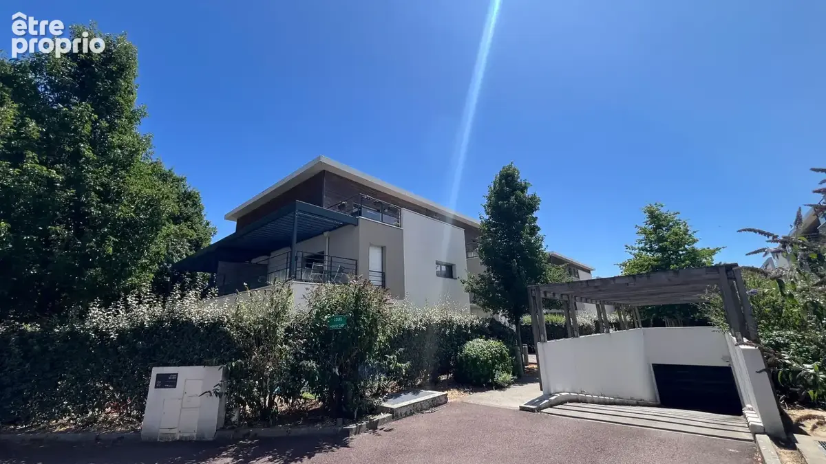 Sautron centre - t2 dernier étage avec terrasse - parking - exclusivité - photo 9