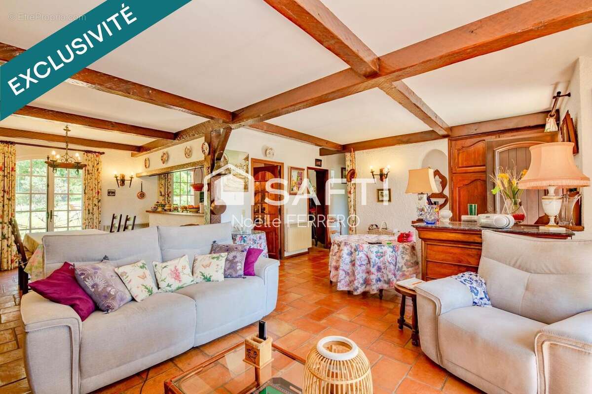 Photo 2 - Maison à LA MOLE