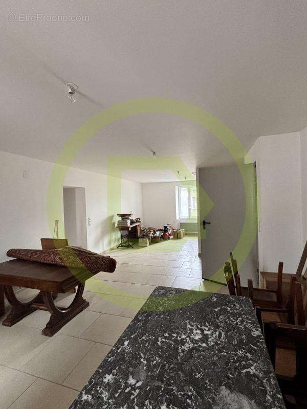 Appartement à LUXEUIL-LES-BAINS