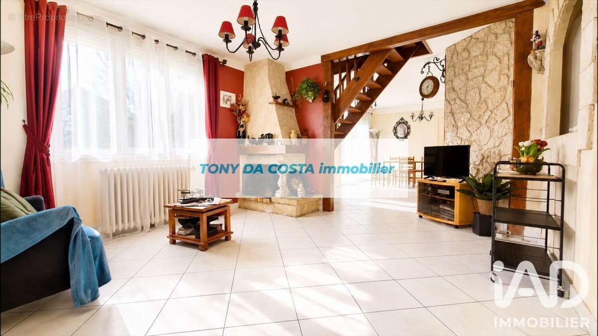 Photo 4