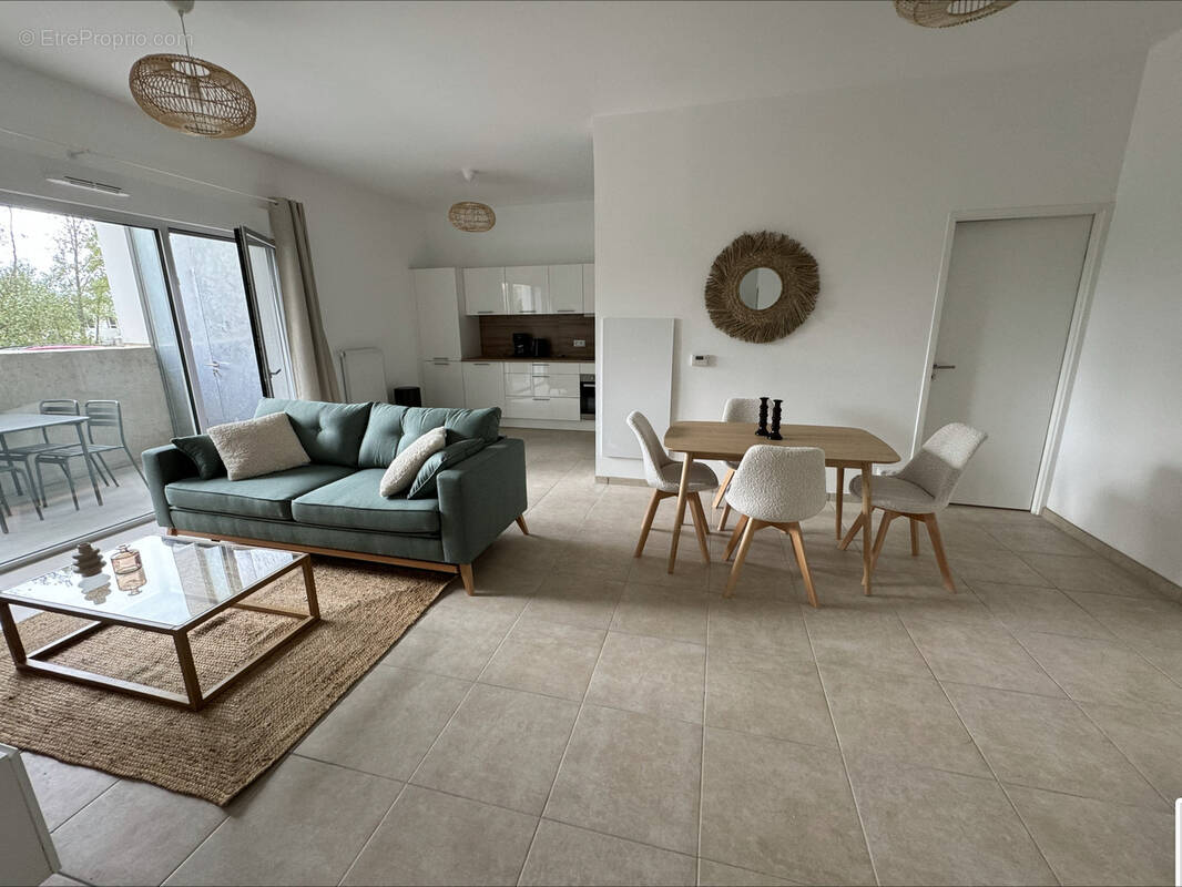 Appartement à BORDEAUX