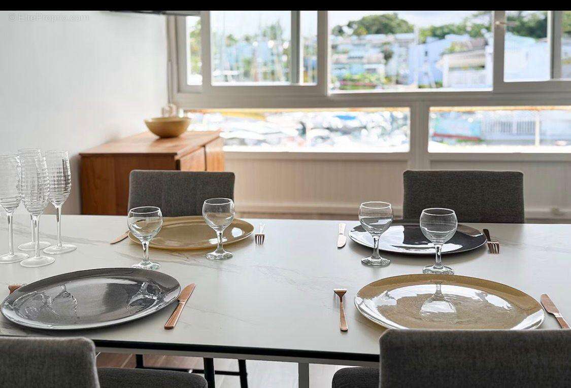 Appartement à LES TROIS-ILETS