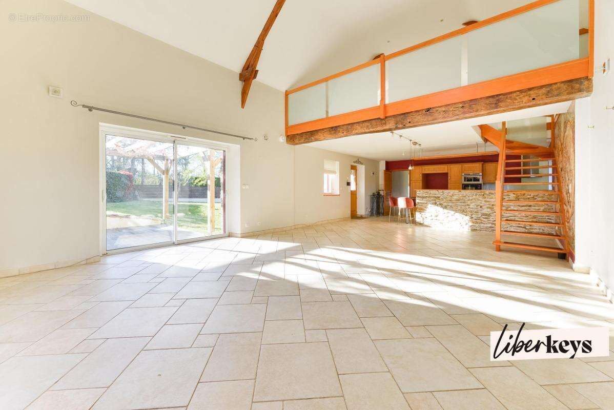 Maison à GRANDCHAMPS-DES-FONTAINES