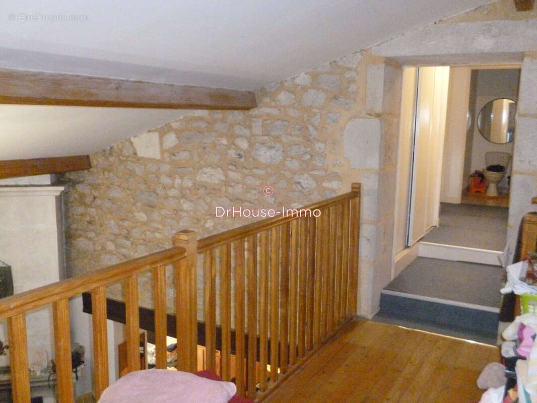 Maison à SAINT-MARTIN-DE-GURSON