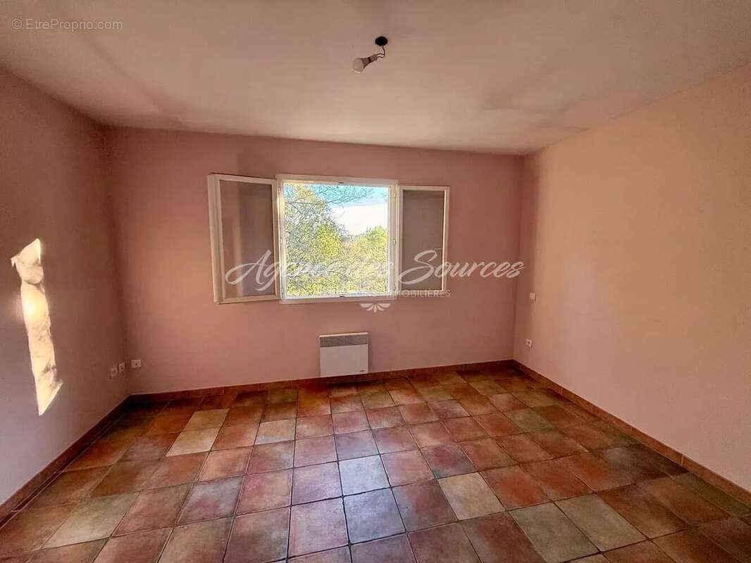 Maison à SAINT-MAXIMIN-LA-SAINTE-BAUME