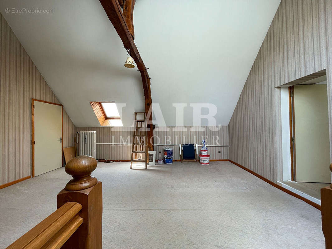 Maison à MAUVES-SUR-HUISNE