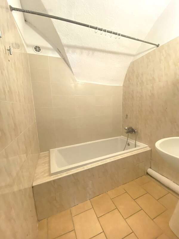 Maison à COURNONTERRAL