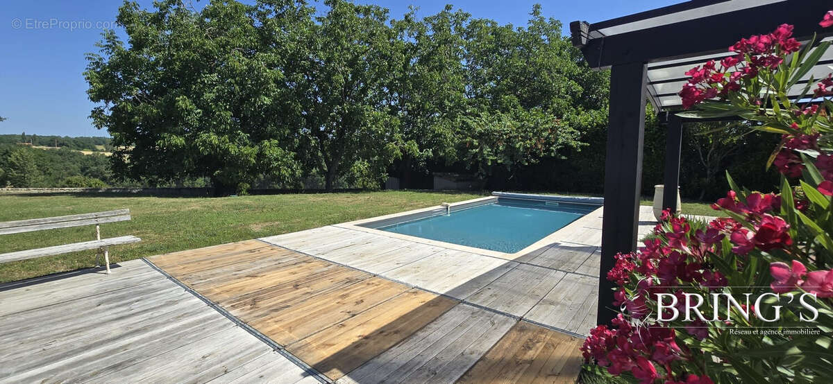 Maison 233 m² à Cazes-Mondenard  - photo 2