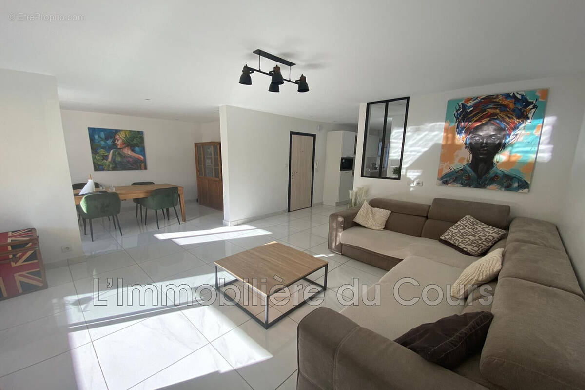 Appartement 77 m² à Martigues  - photo 5