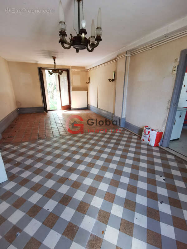RARE ! Ensemble immobilier de 2 maisons à Landogne (63380) - photo 3