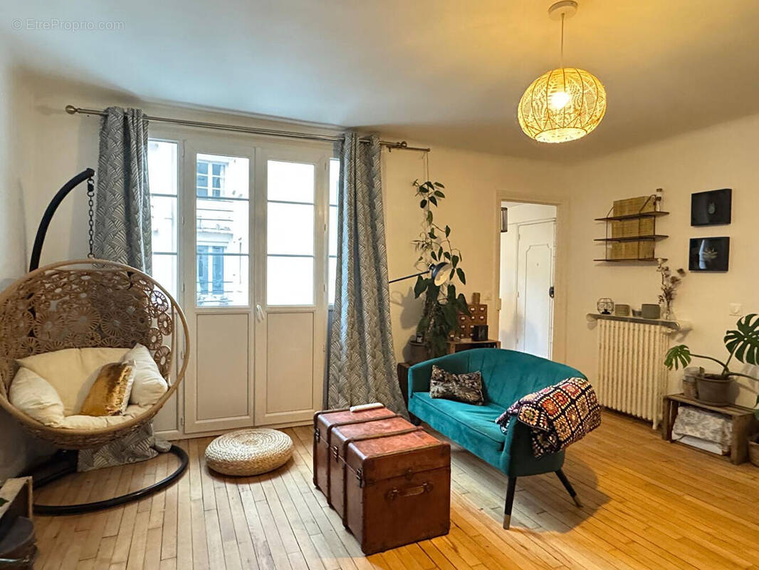 Appartement à PARIS-18E