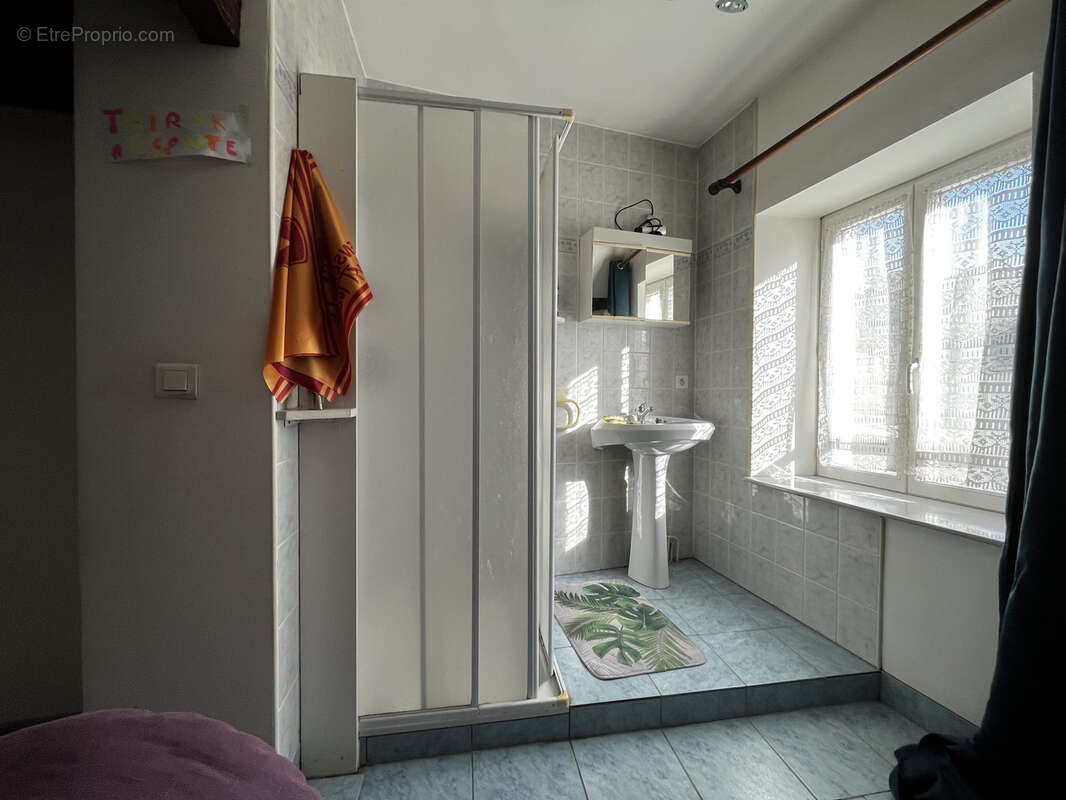 Maison à RIEUPEYROUX