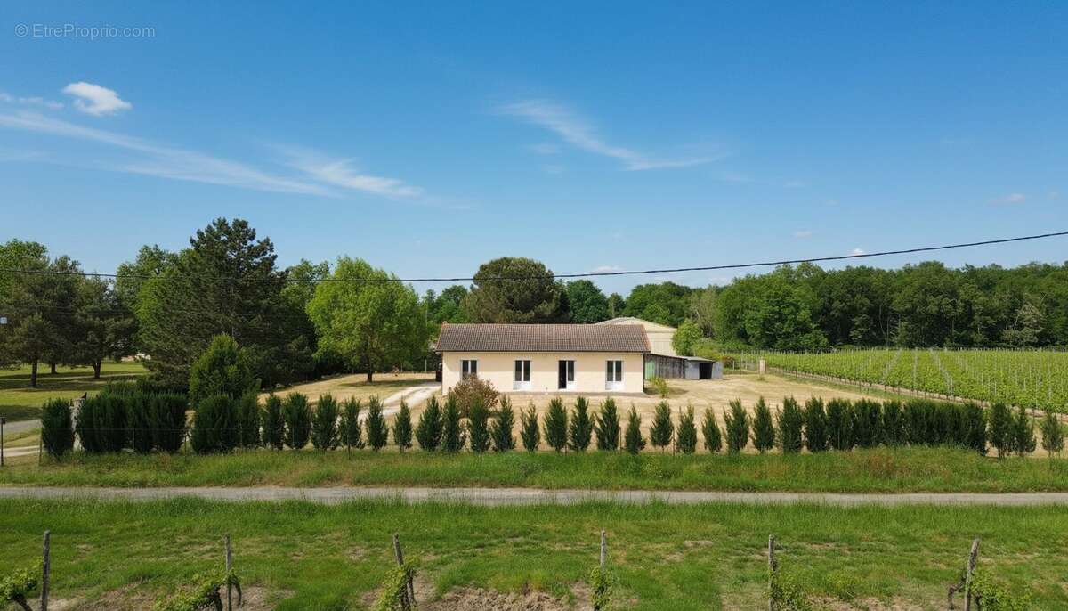 Maison à SAINT-LAURENT-DES-VIGNES