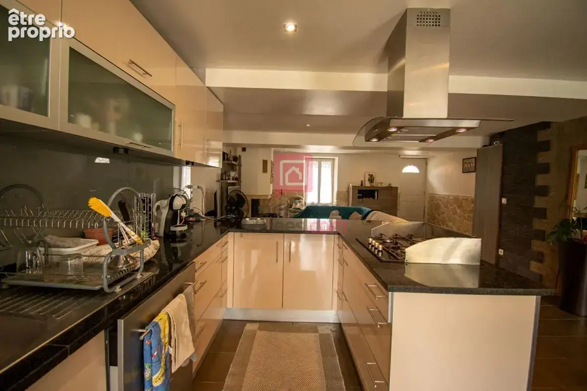 A Vendre Maison de Ville à Meaux 5 pièces 116 m2 avec Jardin - photo 2