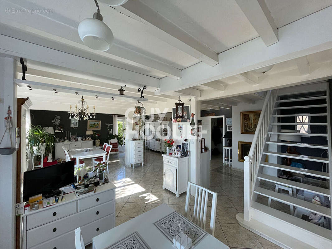 Maison à GRENAY