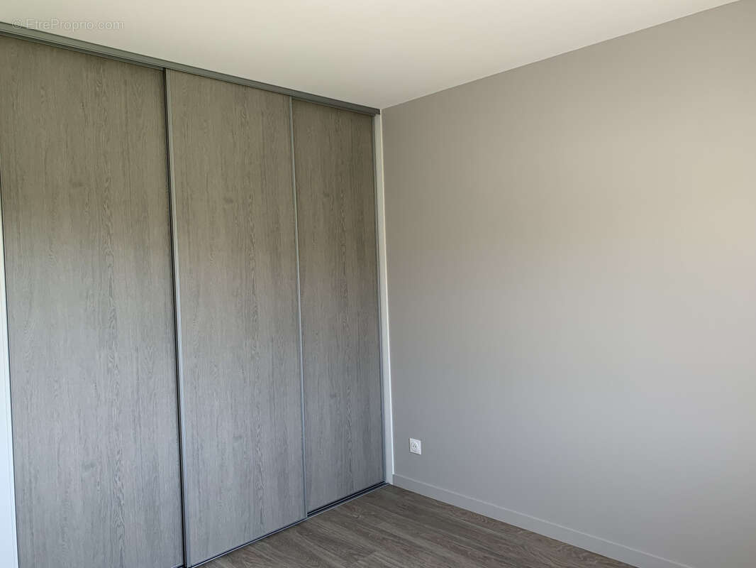 Maison à PERIGNAT-LES-SARLIEVE