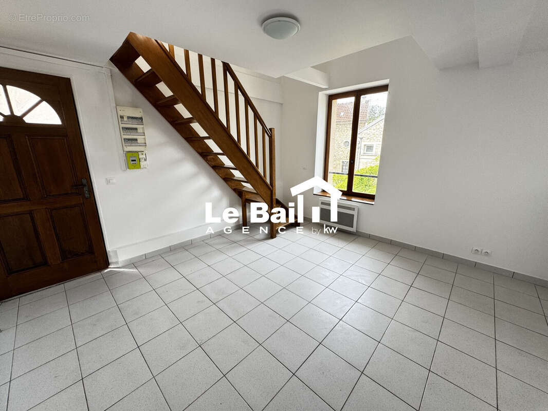 Appartement 38 m² à Pontoise  - photo 4