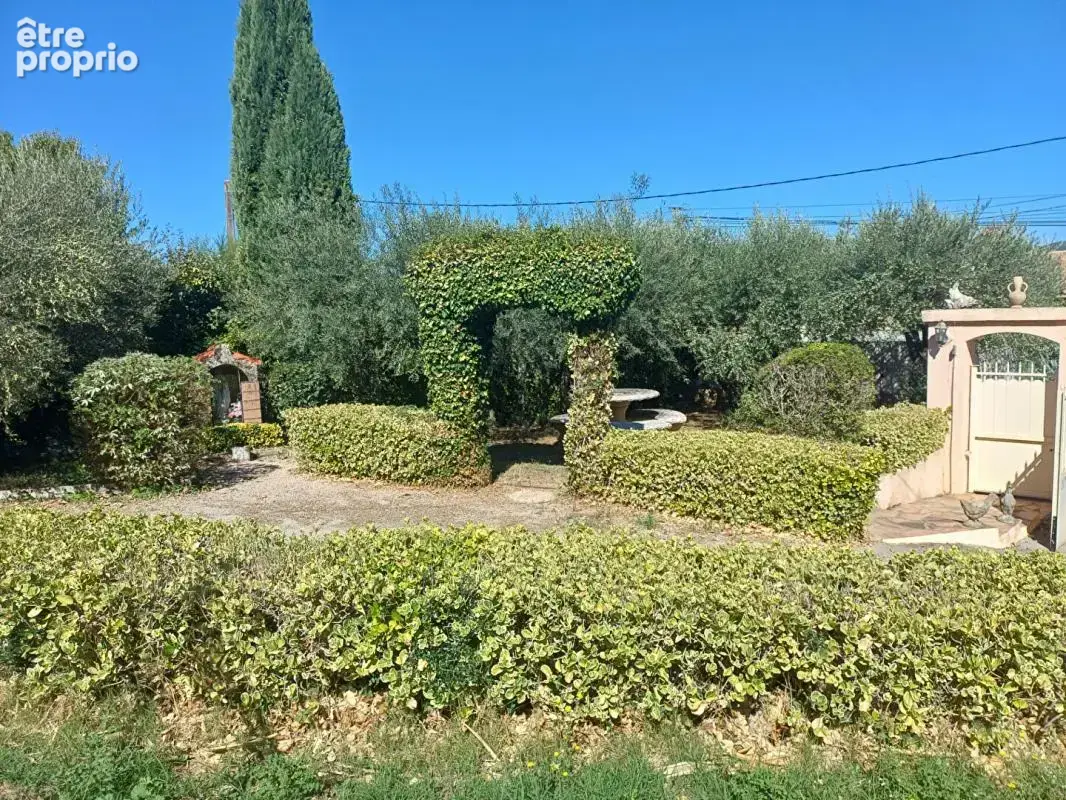 ROUGIERS VILLA T3 sur 1537 m² de terrain - photo 2