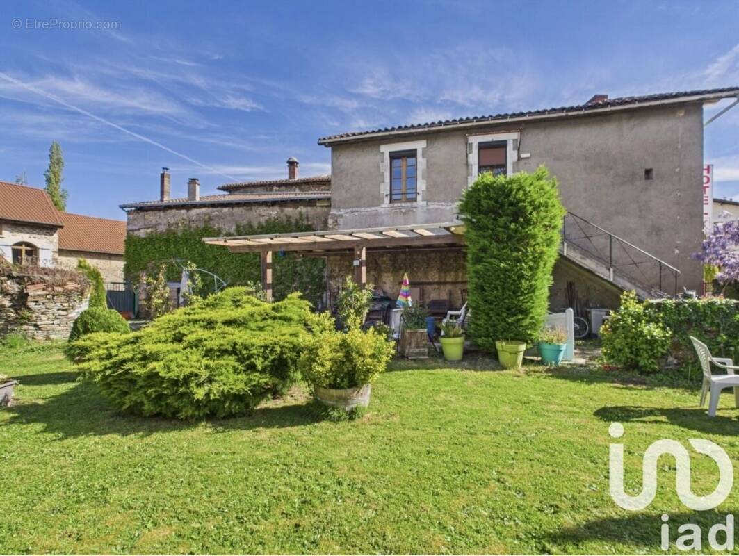 Photo 1 - Maison à CHALUS