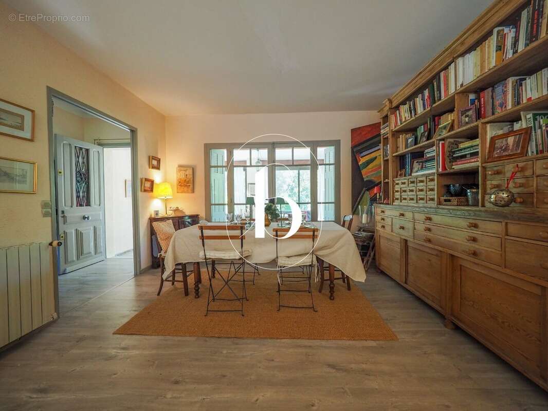 Maison à UZES