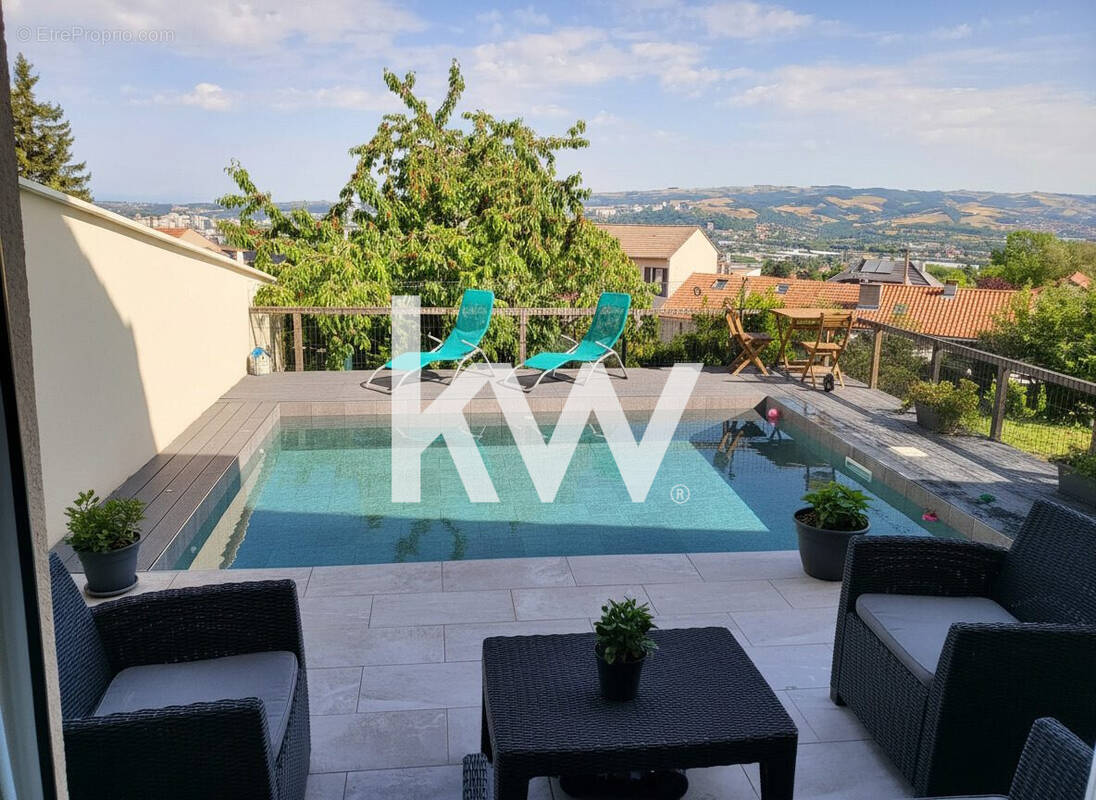 Maison à SAINT-ETIENNE