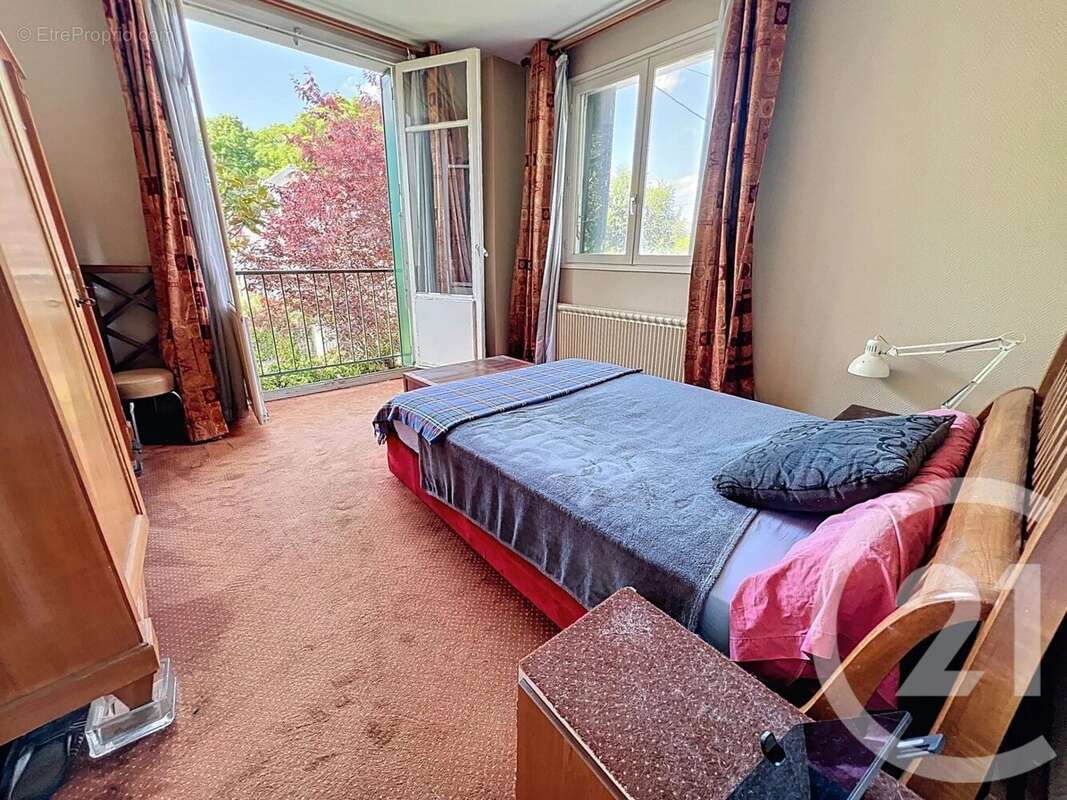 Maison à LE KREMLIN-BICETRE