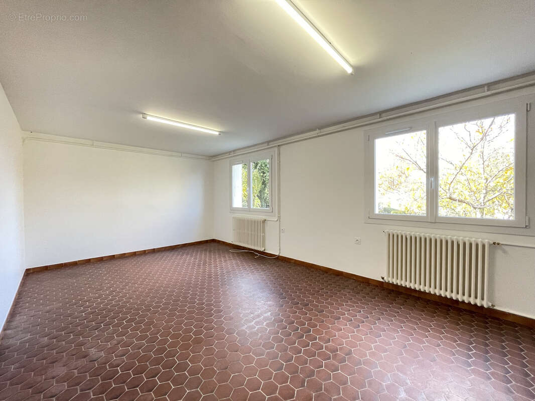 Maison à CONFOLENS