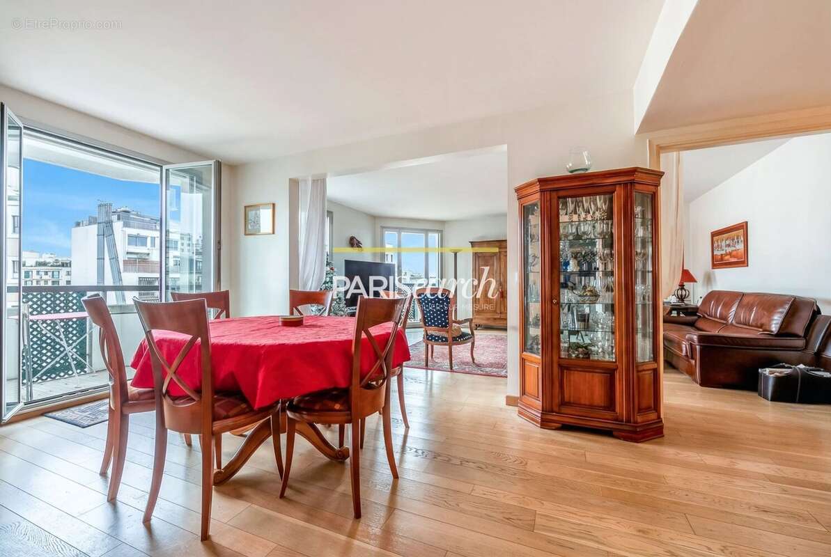 Appartement à PARIS-12E