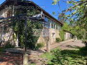 Maison à LEOGEATS