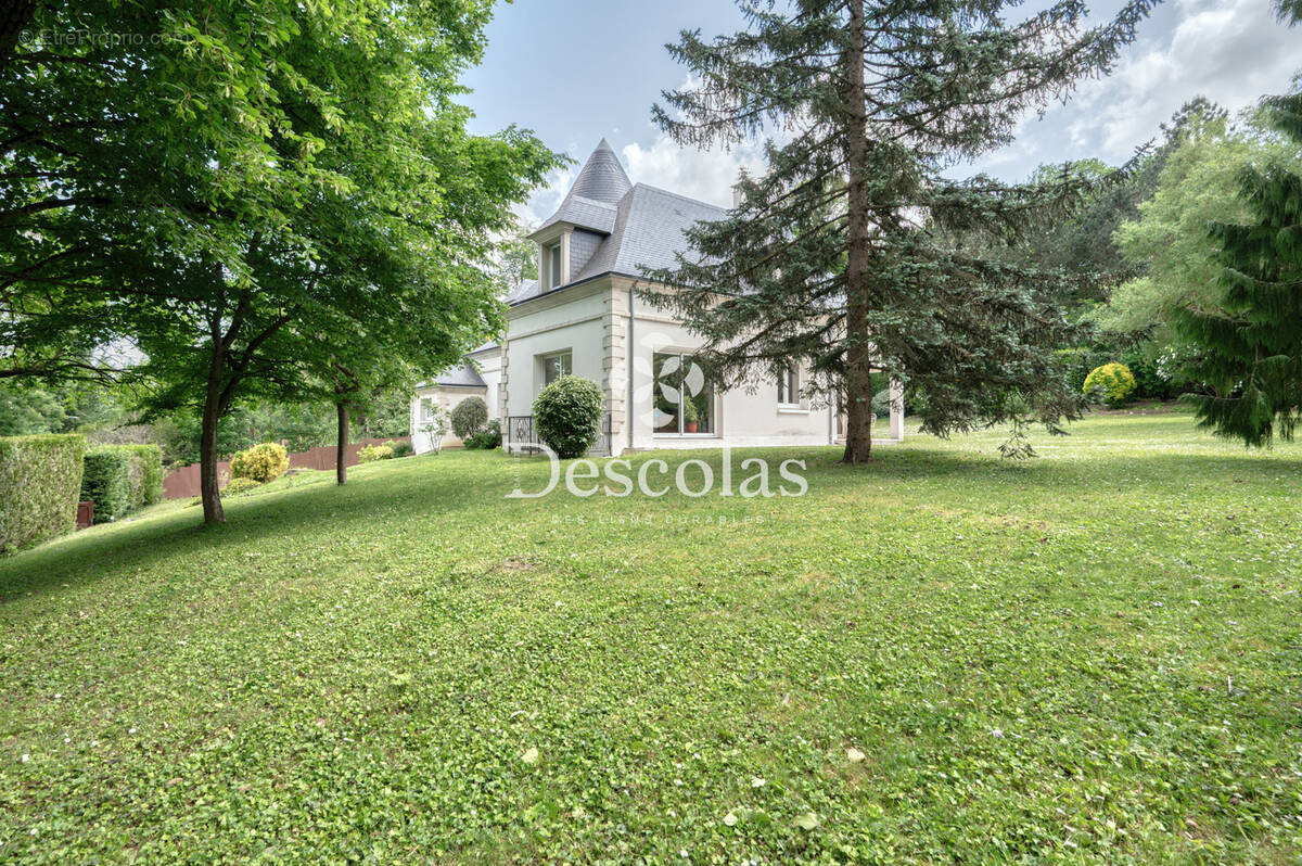 Maison à SAINT-GERMAIN-EN-LAYE