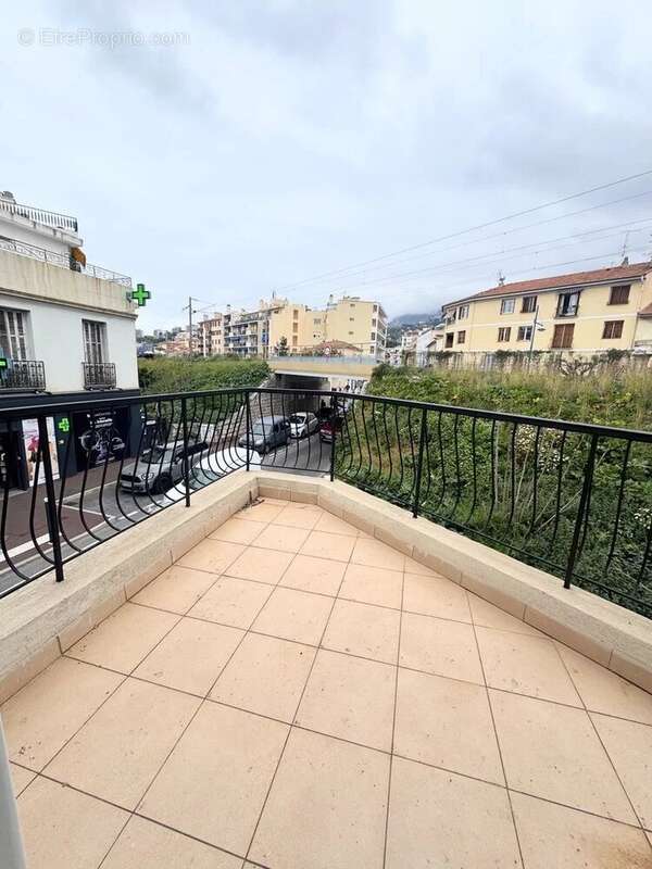 Appartement à ROQUEBRUNE-CAP-MARTIN