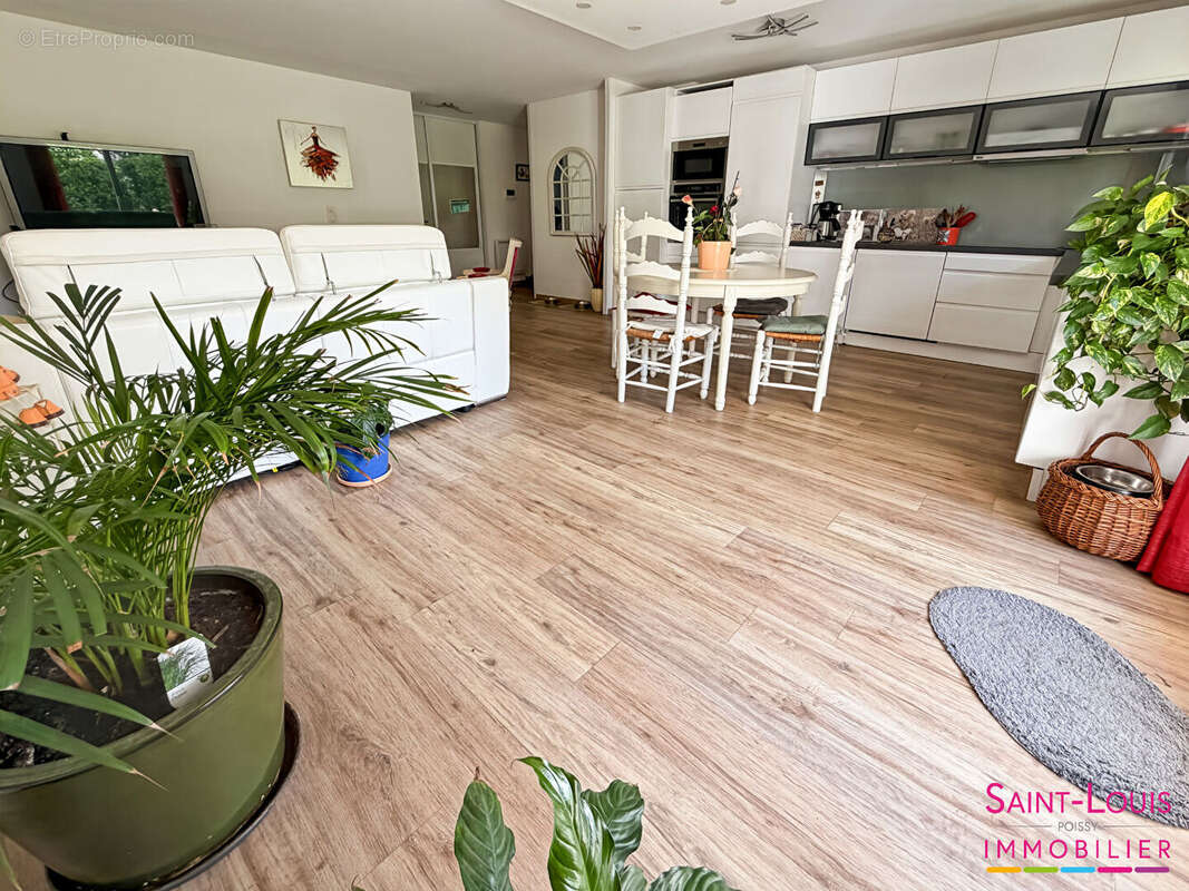 Appartement à POISSY