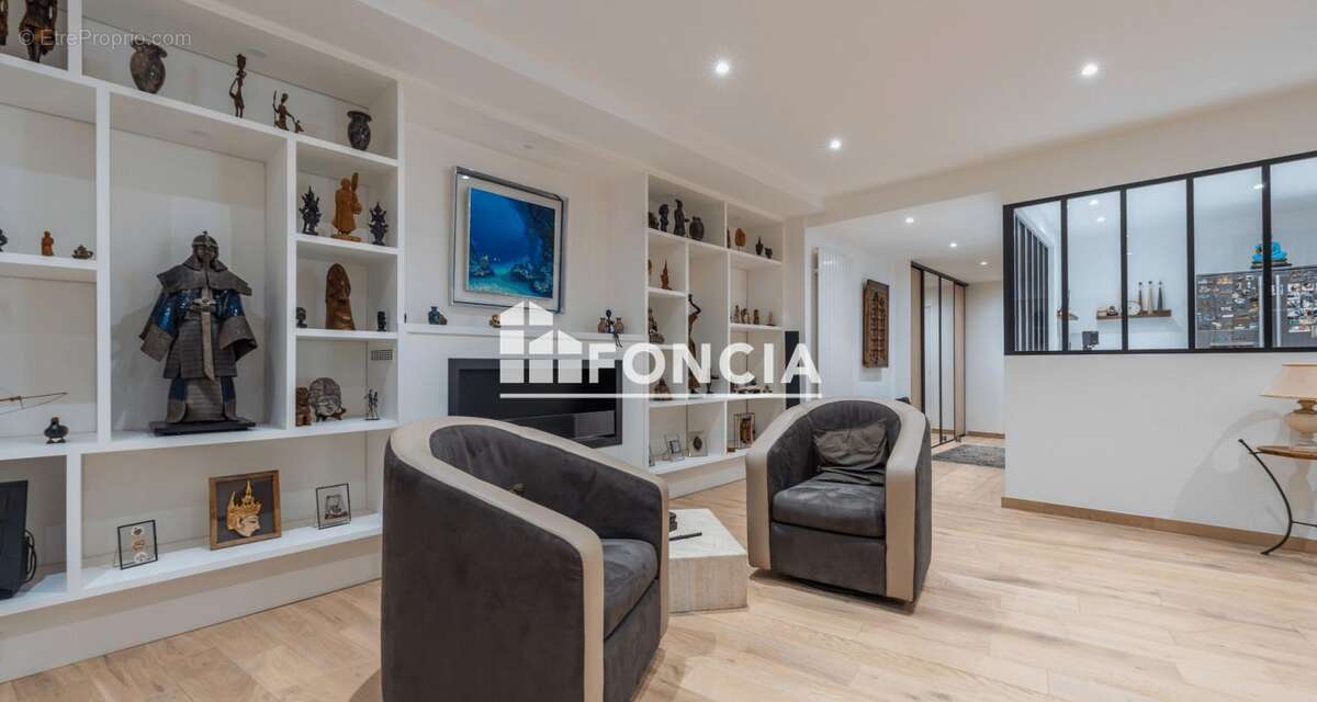 Appartement à RUEIL-MALMAISON