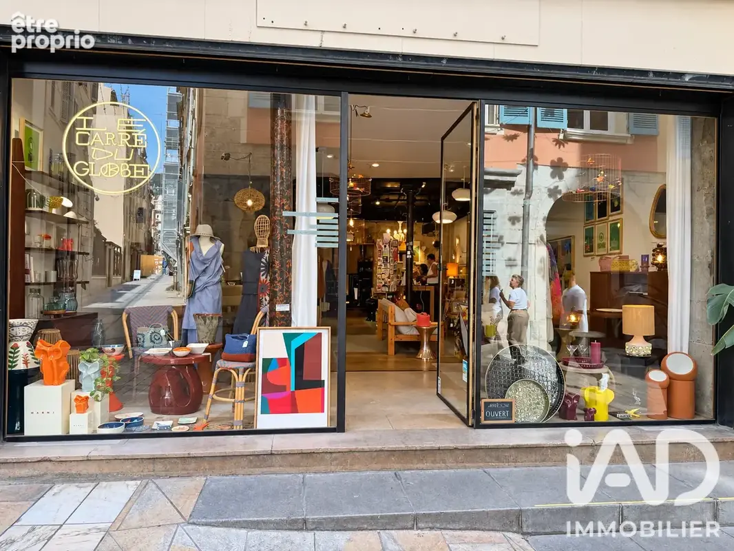 Photo 1 - Commerce à TOULON